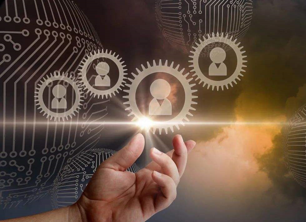 作為一名資深IT運維專家，我認為溝通表達能力是職業發展的關鍵...-2